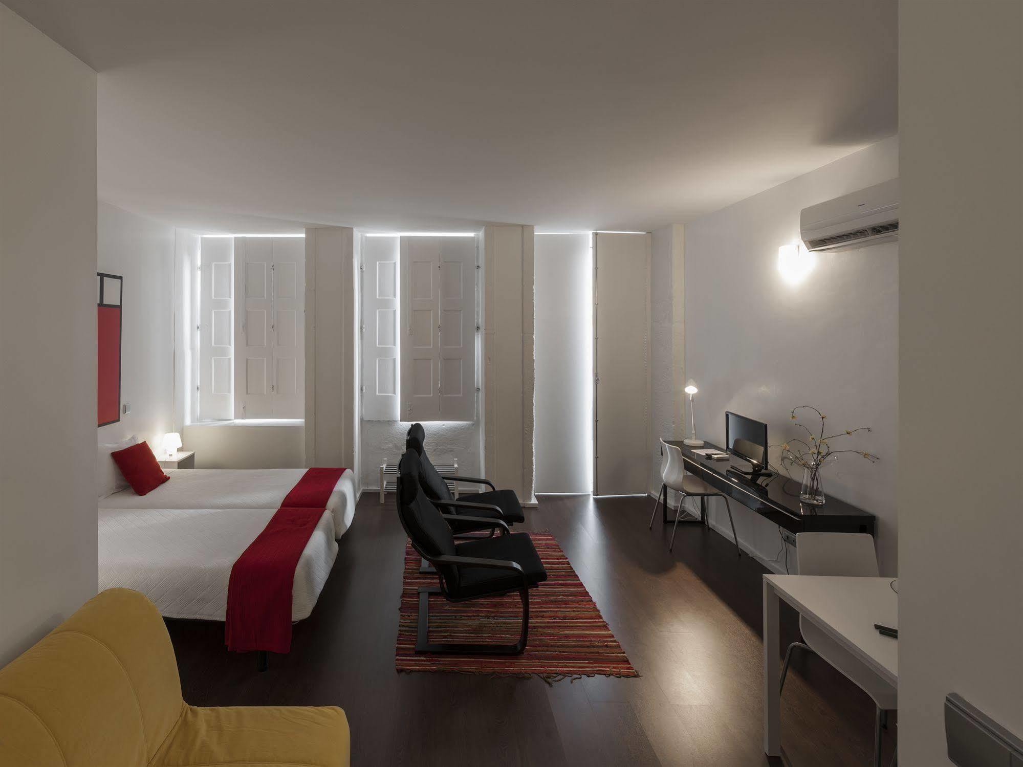 Fine Arts Studios By Olala Homes Porto Exteriér fotografie