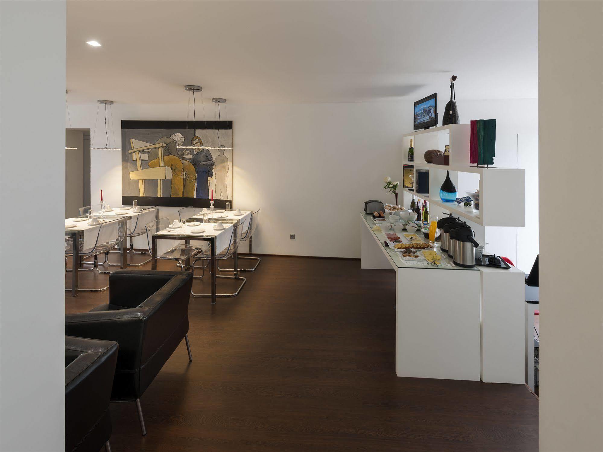 Fine Arts Studios By Olala Homes Porto Exteriér fotografie