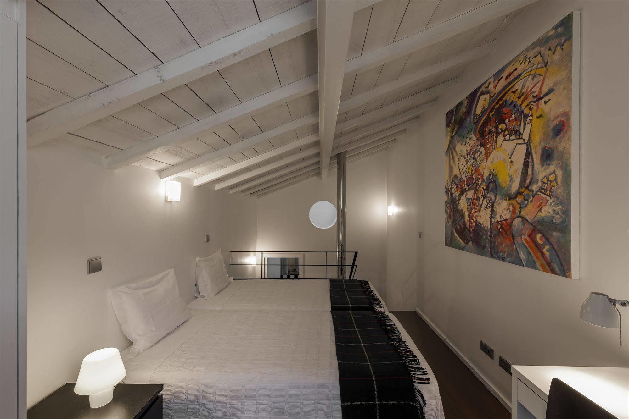 Fine Arts Studios By Olala Homes Porto Exteriér fotografie